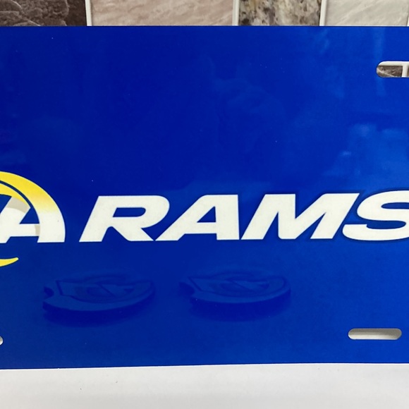 LA Rams License Plate With Cup Holder Inserts - Picture 4 of 6